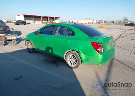 2014 Chevrolet Sonic Lt Auto z USA, uszkodzony, nr VIN 1G1JC5SH9E4233072